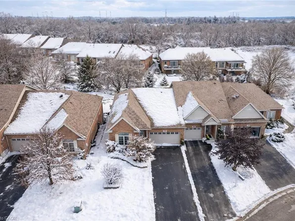 13 Iron Bridge Ct, Caledonia, ON N3W 0A4