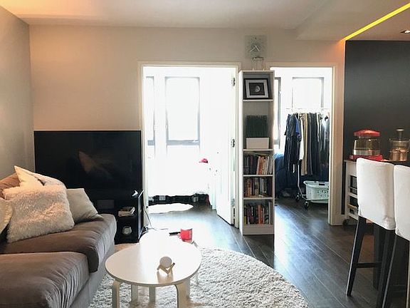 5th image of 146 Meserole St #3FF