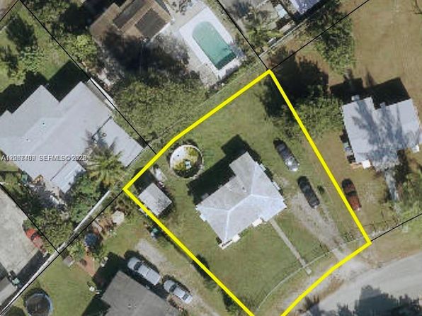 12330 NW 17th Ct