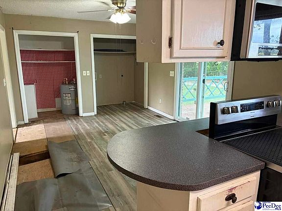 5th image of 1114 Pine Lake Rd
