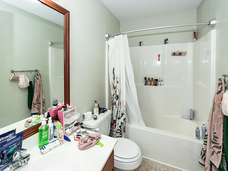 133 Diploma Dr — Photo 32