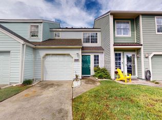 322 Sunrise Cir, Neptune Beach, FL 32266