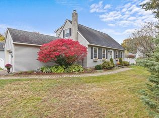 16 Evergreen Cir, Colchester, VT 05446