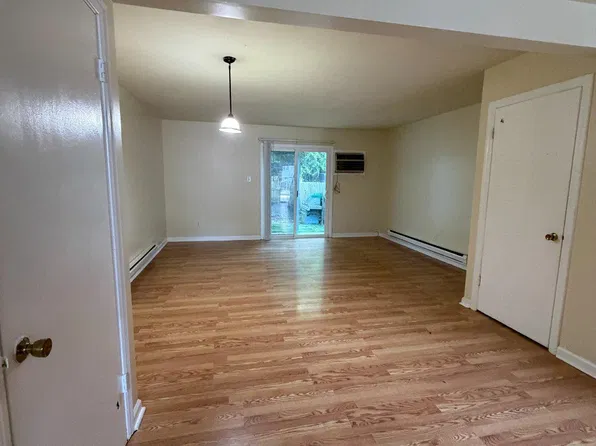 644 Tara Dr, Sicklerville, NJ 08081
