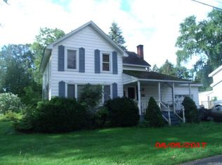 144 Eagle St, Lyndonville, NY 14098