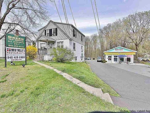 4th image of 235 Main St
