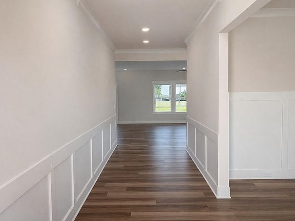 2nd image of 8298 Shrewsbury Ln #27