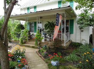 26099 Rector Rd, Williamsport, OH 43164