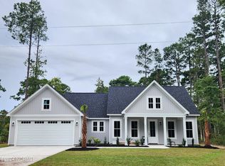 351 Boundaryline Dr NW, Calabash, NC 28467