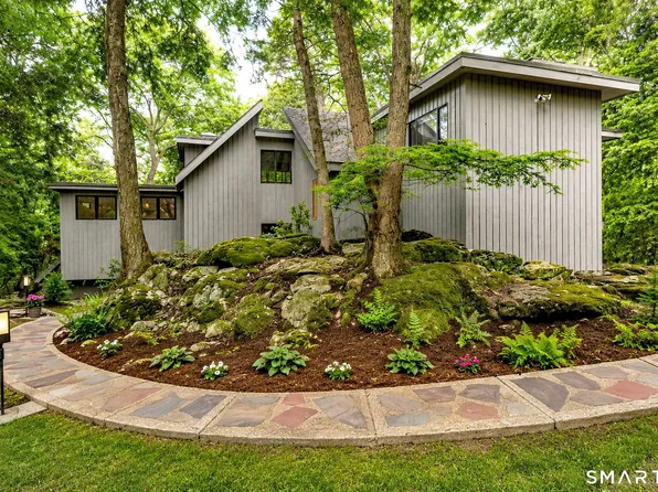 95 Thankful Stow Road, Guilford, CT 06437