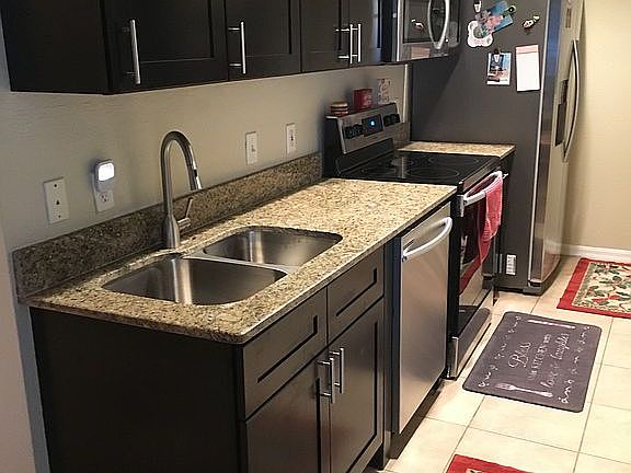 5th image of 506 SE 5th Pl