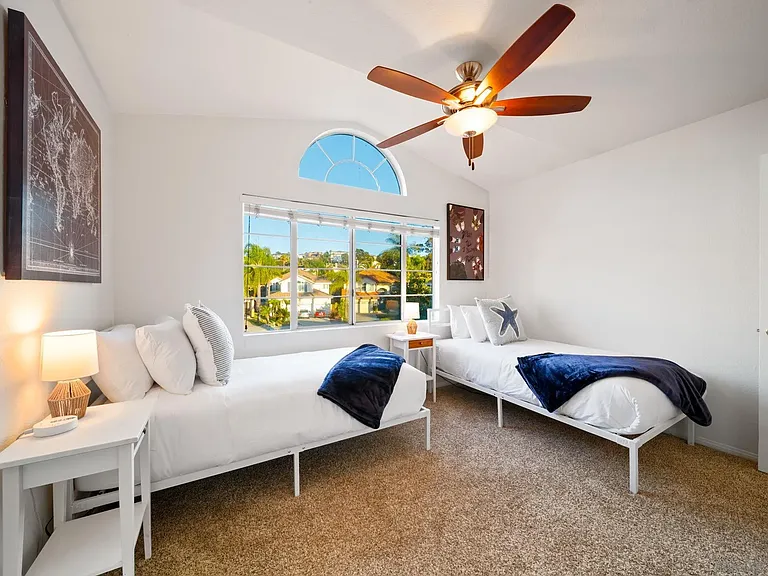 18106 Chieftain Ct — Photo 42