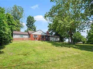 3222 Roosevelt Ave, Aliquippa, PA 15001