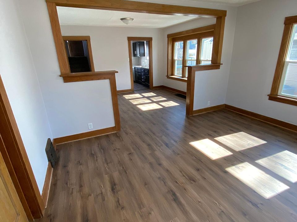 1st image of 539 S 12th St