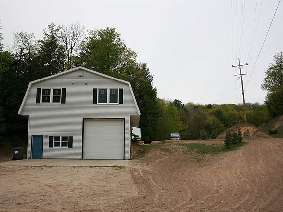 2nd image of 12701 Cherry Ave