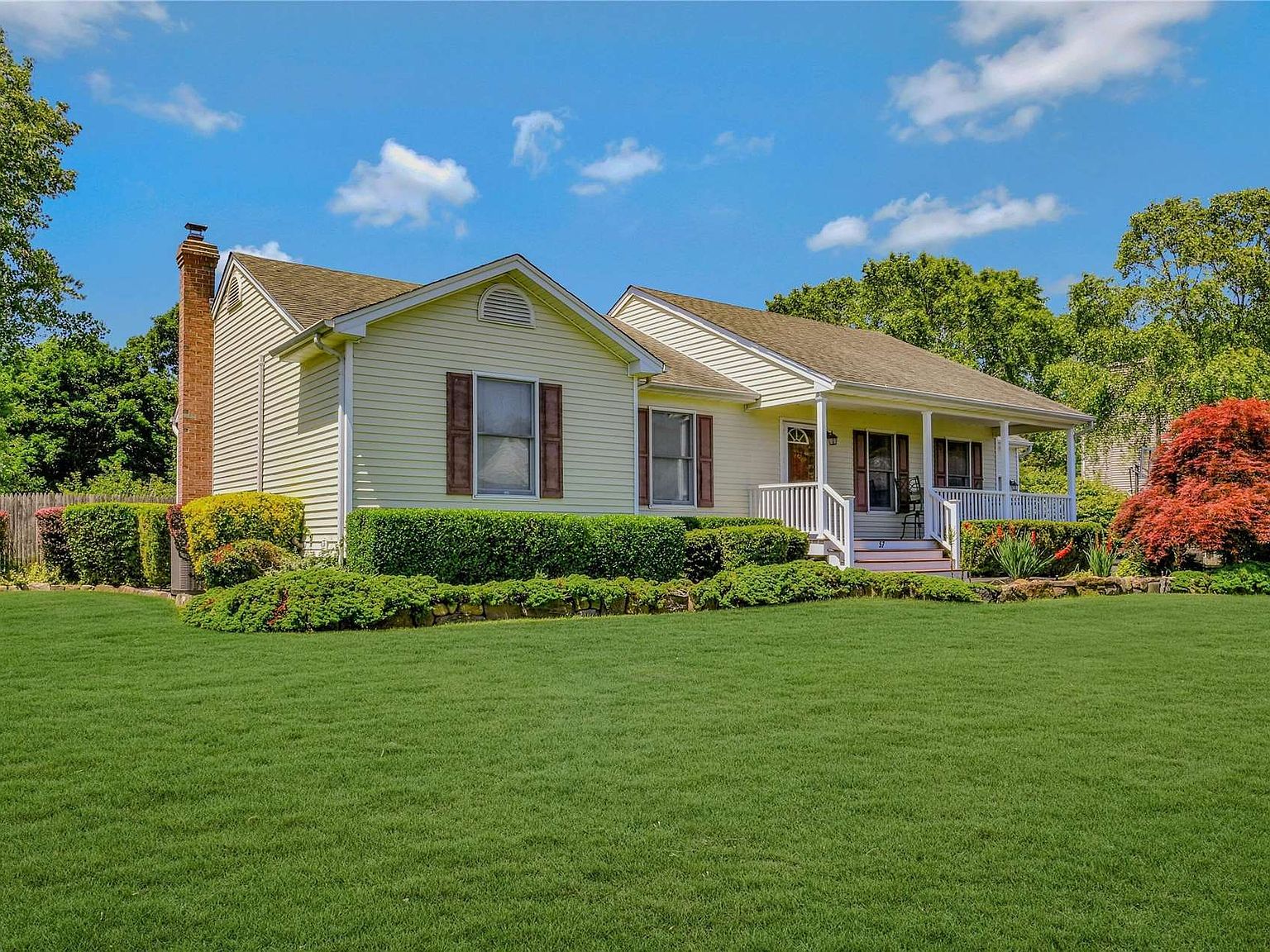 57 Vineyard Way, Aquebogue, NY 11931 Zillow