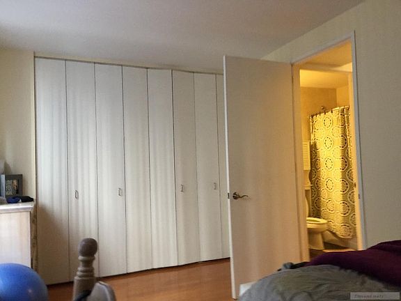 3rd image of 235 E 40th St APT 7D