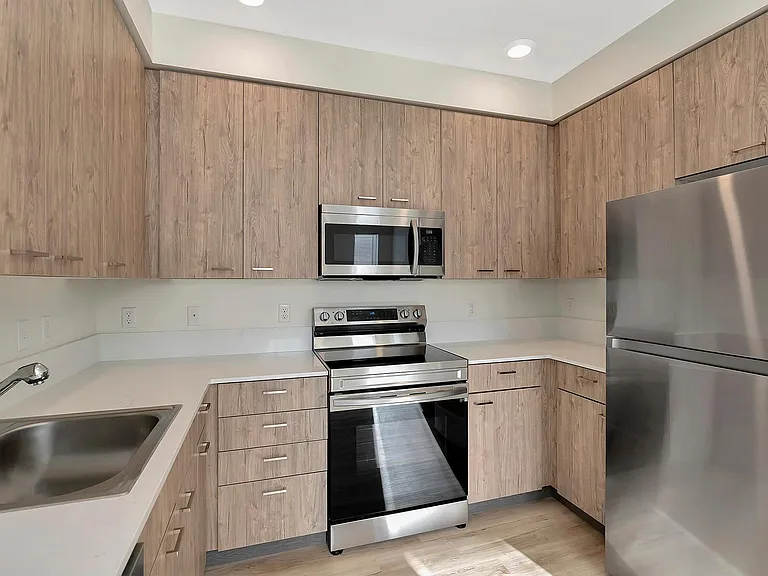 13521 97th Ave E #308 — Photo 8