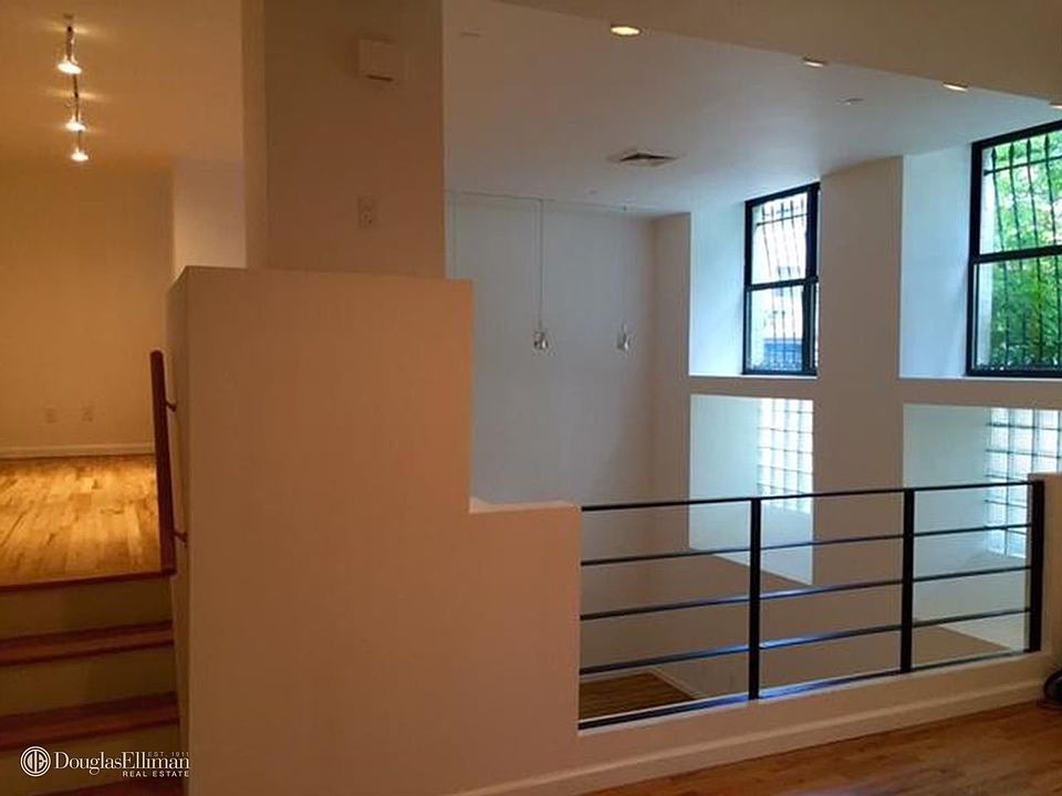 1st image of 173 Smith St #J