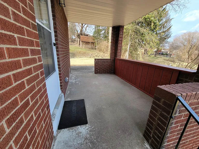 10761 Old Trail Rd — Photo 25