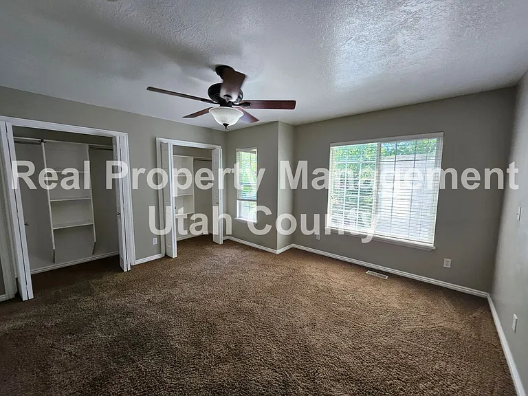42 W 680 N — Photo 19