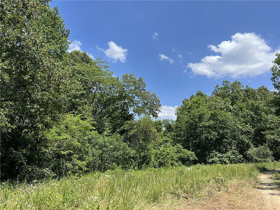 1st image of Meadow Creek Dr