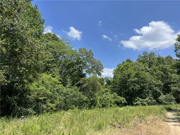 Meadow Creek Dr, Harrison, AR 72601
