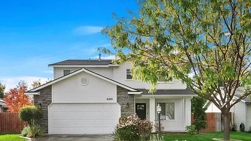 8209 W Orbit Dr Photo 1