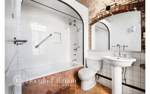 Rented by Douglas Elliman | media 6