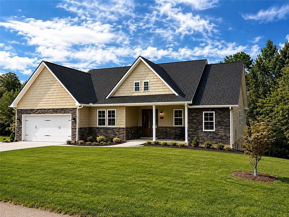 1st image of 711 Hidden Falls Dr