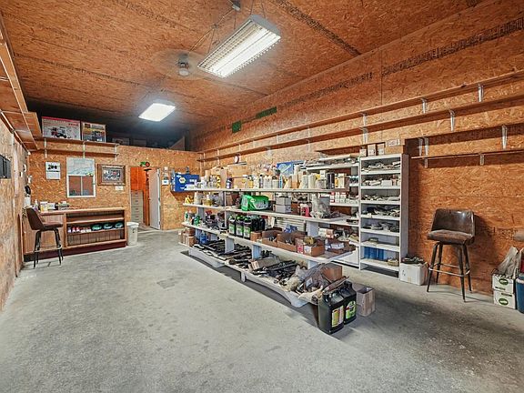 5th image of 14071 Goodner Rd