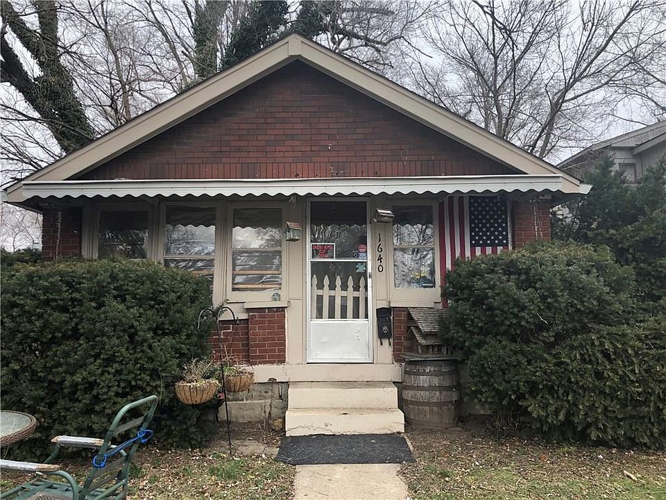 1st image of 1640 Comer Ave