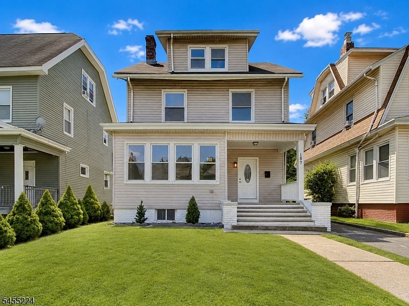 1st image of 187 Rutledge Ave