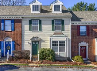 94 Middlesex Rd, Merrimack, NH 03054