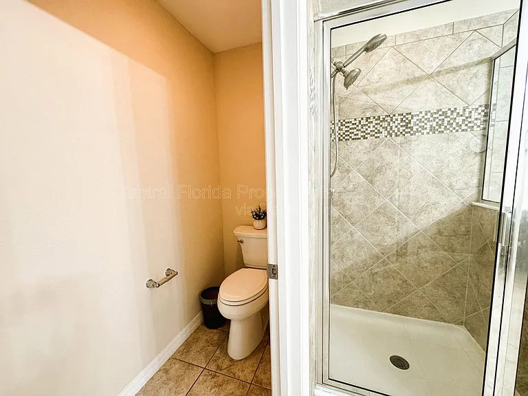 6621 Helmsley Cir — Photo 31