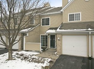 2240 Ranchview Ln N UNIT 75, Plymouth, MN 55447