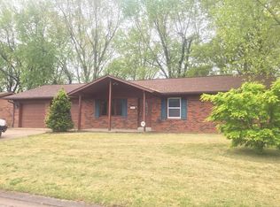 209 Turnbridge Dr, Swansea, IL