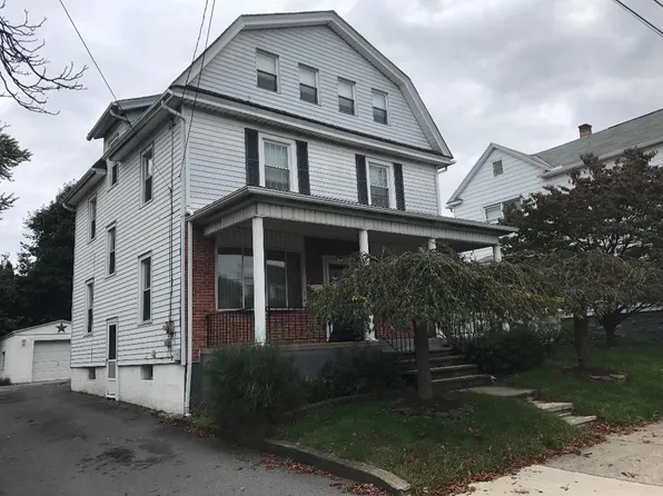 90 E Carey St, Plains, PA 18705