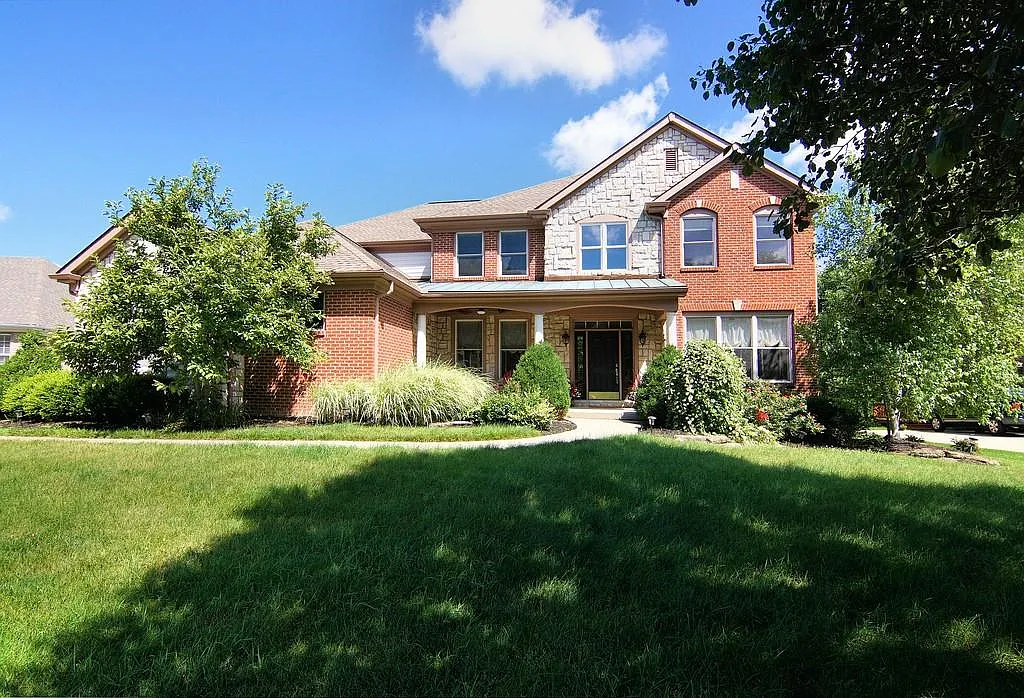 6404 Caddies Way photo 1