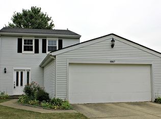 8867 Holly Ln #36, Olmsted Falls, OH