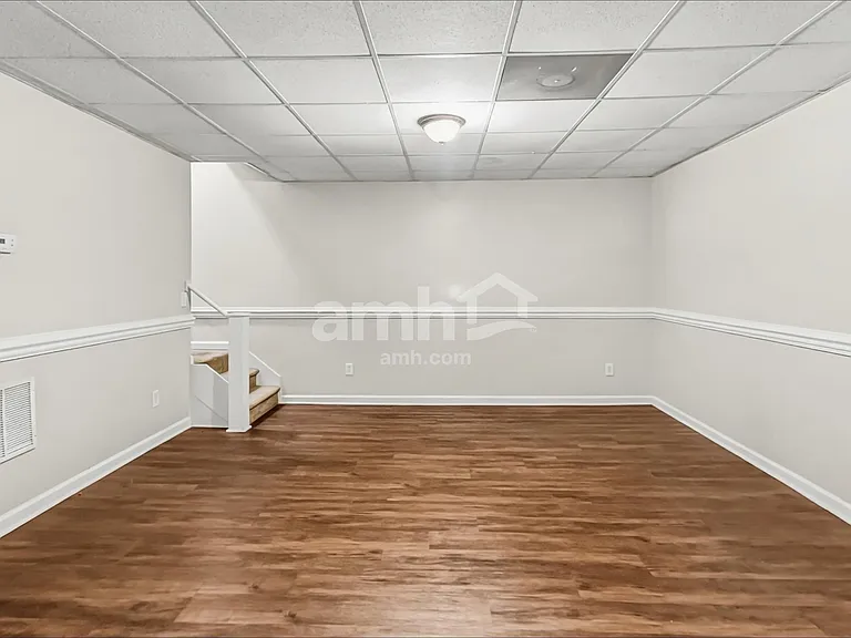 1509 Locomotive Dr NE — Photo 19