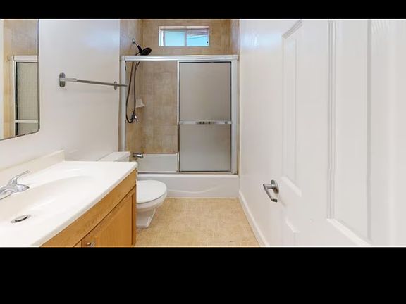 2nd image of 3214 Vancouver Ave #3214