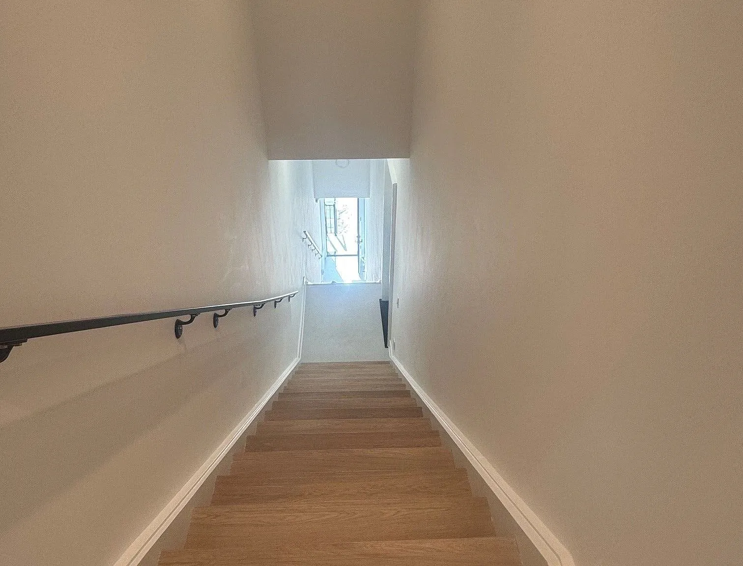 2 bed, $3,000 — Photo 2