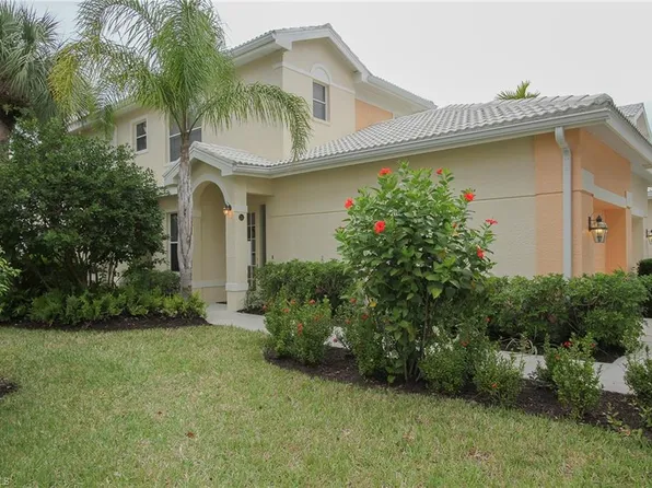 4615 Hawks Nest Dr #B-201, Naples, FL 34114