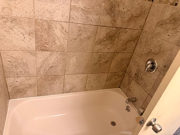 5th image of 460 Battery Dr #460