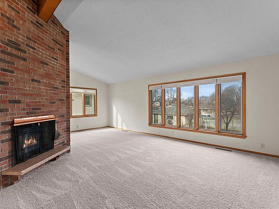 5th image of 1511 Barclay St