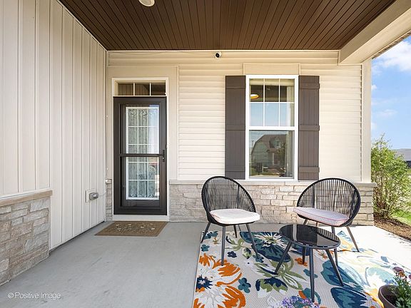 3rd image of 25538 W Alabaster Cir