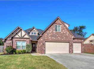 4014 S Bermuda Ave, Sand Springs, OK 74063