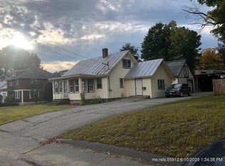 122 Maple Ave, Farmington, ME 04938