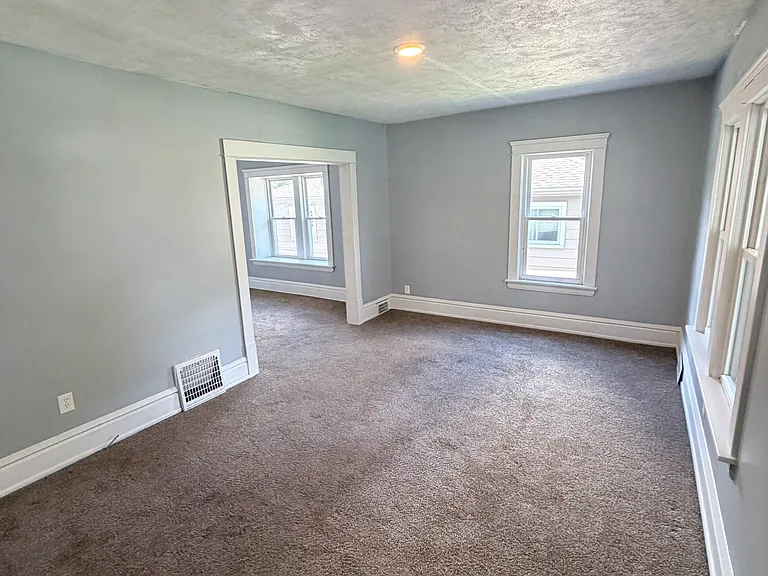 1032 Neptune Ave — Photo 2